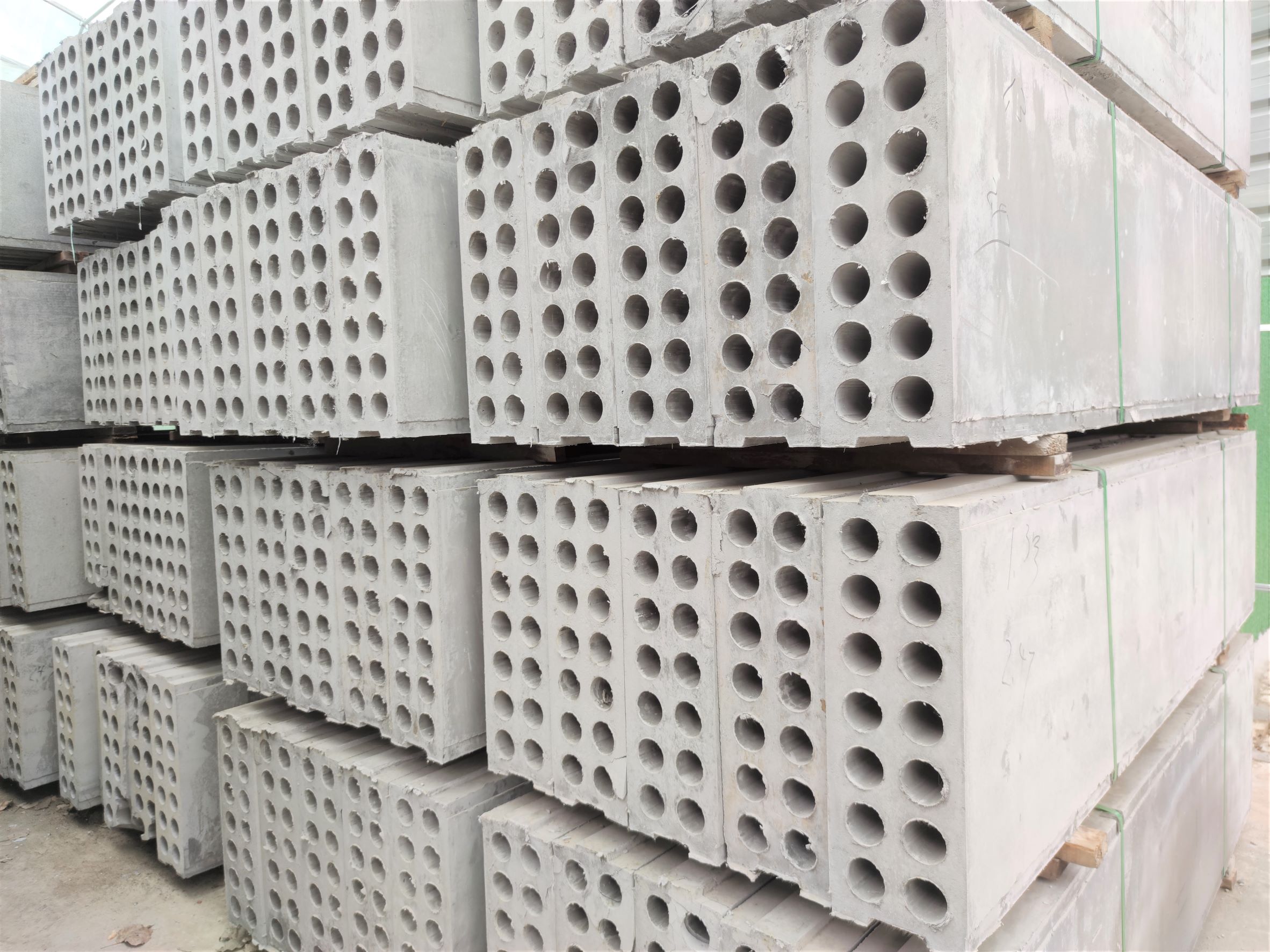 廣東自動化石膏隔墻條板生產線